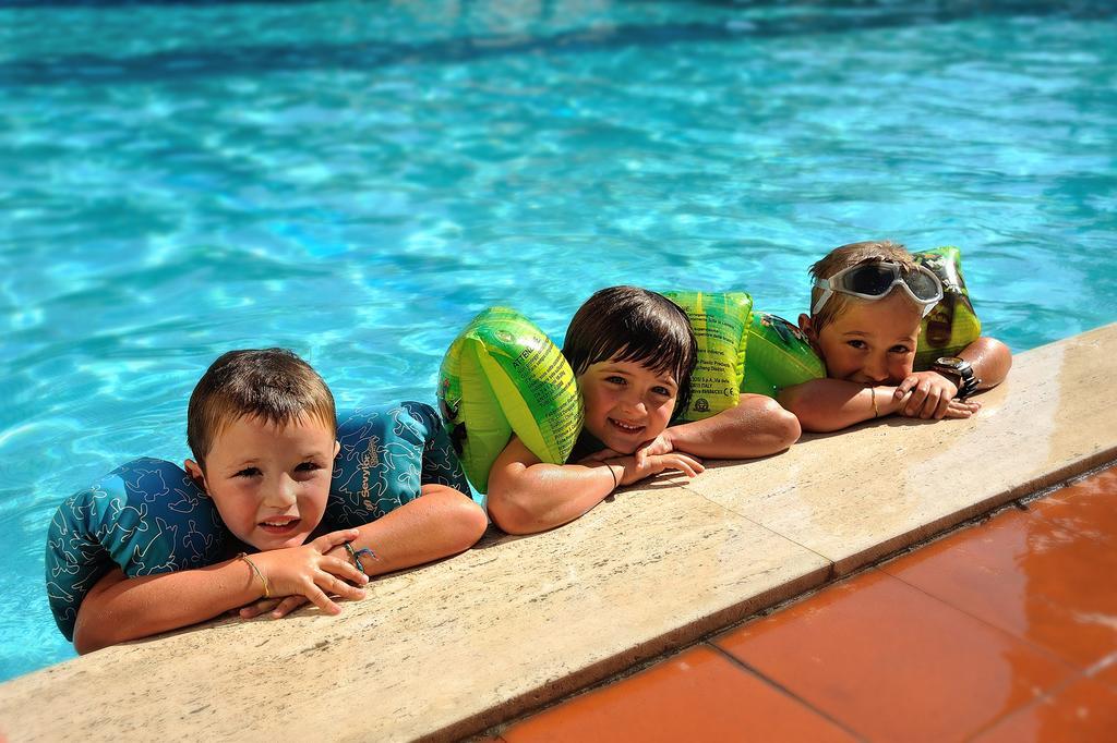 Raffy Family & Bike Hotel Diano Marina Exterior foto